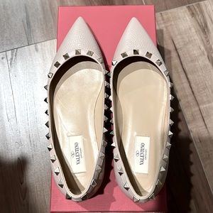 VALENTINO ROCKSTUD FLAT (sz 37)